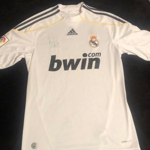 Official Adidas bwin REAL MADRID Soccer Jersey. Climacool. Perfect condition